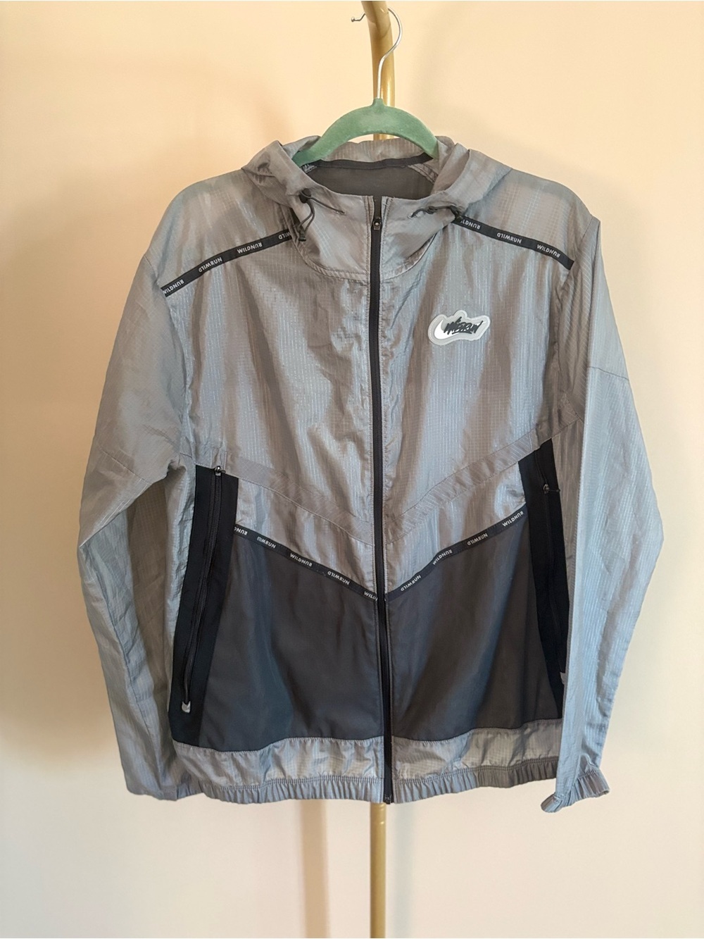 Nike Repel Wild Run Gray and Black Windbreaker Jacket